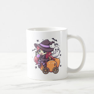 Niedliche Kid Hexe sitzend auf einem Kürbisauto Kaffeetasse