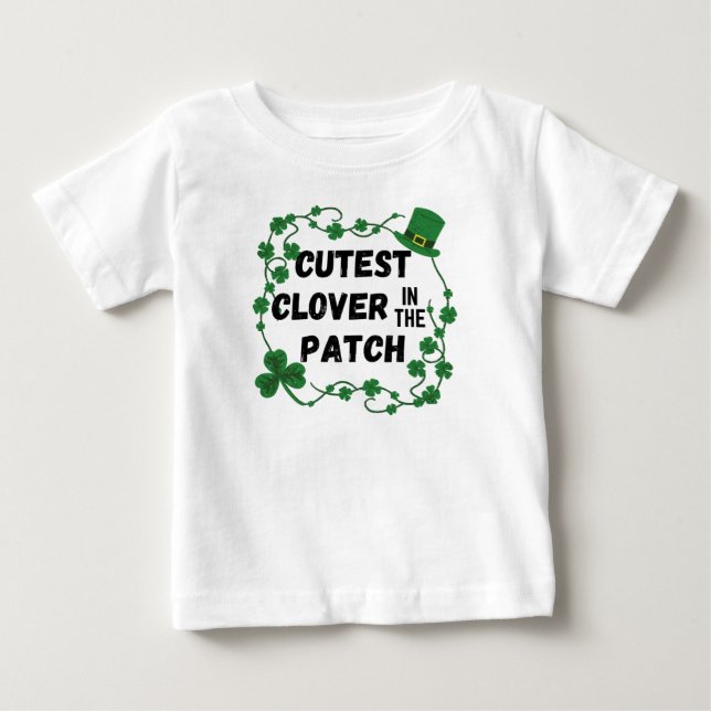 Niedliche Klee am Pflaster St. Patrick's Day Baby T-shirt (Vorderseite)