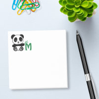 Niedliche kleine Panda mit einem Bambusklebemonogr