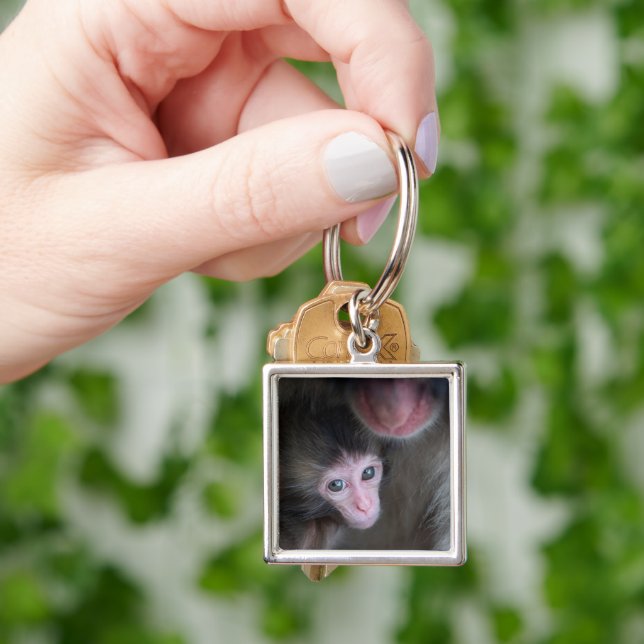 Niedliche Kleintiere | Baby Macaque Monkey & Mothe Schlüsselanhänger (Hand)