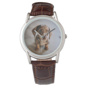 Niedliche Kleintiere   Braune Dackel Welpe Armbanduhr