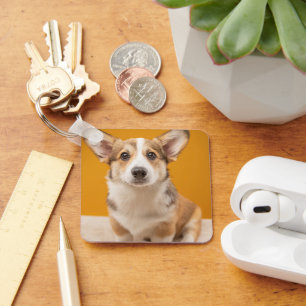Niedliche Kleintiere   Corgi Portrait auf Orange Schlüsselanhänger