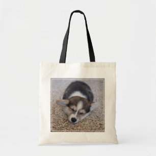Niedliche Kleintiere Corgi Puppy auf Shag Rug Tragetasche