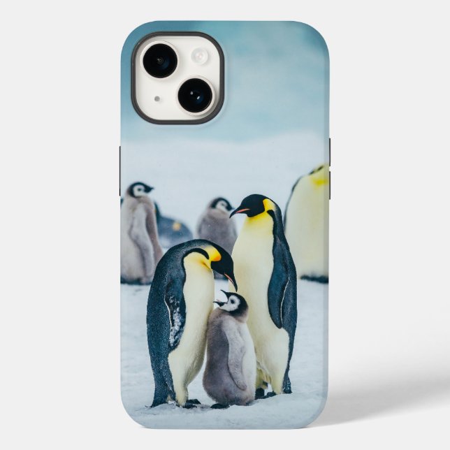 Niedliche Kleintiere | Fütternd Baby Pinguin Case-Mate iPhone 14 Hülle (Rückseite)