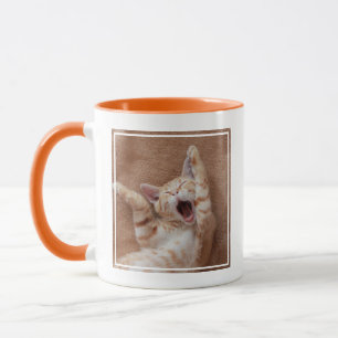 Niedliche Kleintiere Ginger Kitten Yawning Tasse