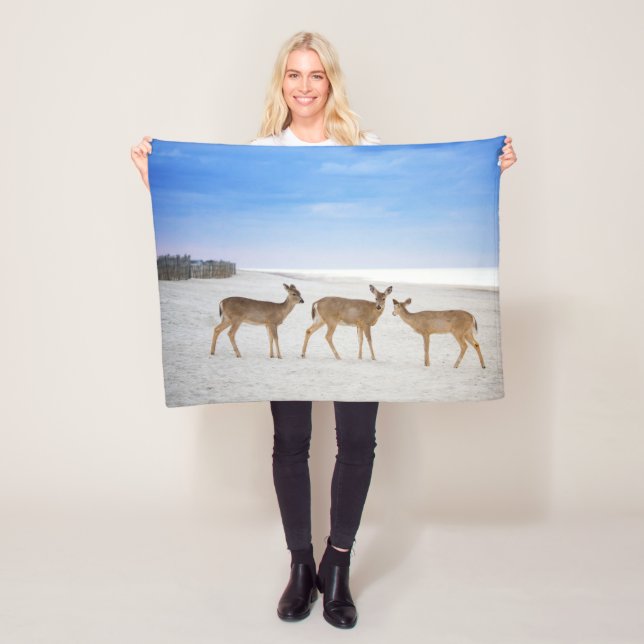 Niedliche Kleintiere | Hirsche am Strand Fleecedecke (Beispiel)
