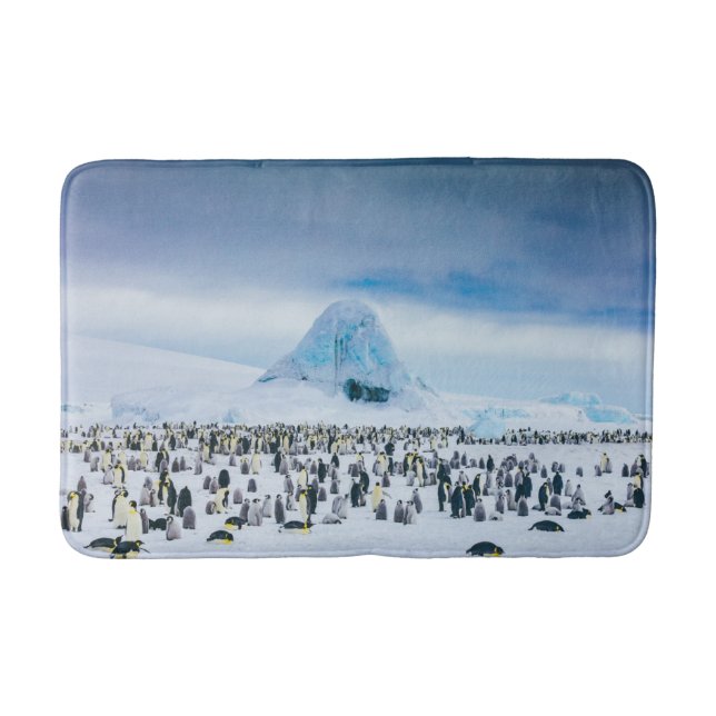 Niedliche Kleintiere | Kaiser-Pinguin-Kolonie Badematte (Vorderseite)