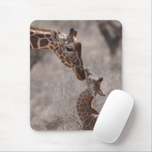 Niedliche Kleintiere Mutter und Baby Giraffe Mousepad