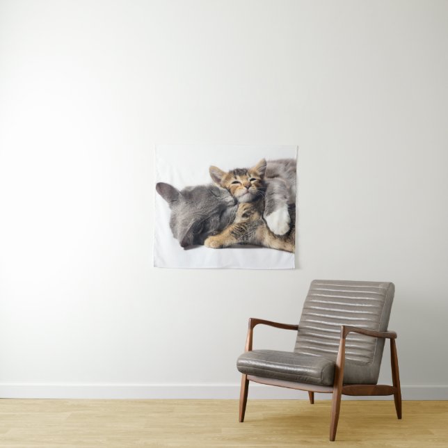 Niedliche Kleintiere | Niedlich Kitten Hug Wandteppich (Beispiel (Horizontal))