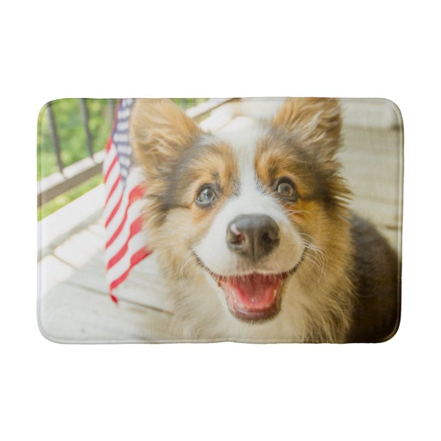 Niedliche Kleintiere | Patriotic Corgi Puppy Badematte (Vorderseite)