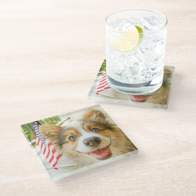 Niedliche Kleintiere | Patriotic Corgi Puppy Glasuntersetzer (Schrägansicht)