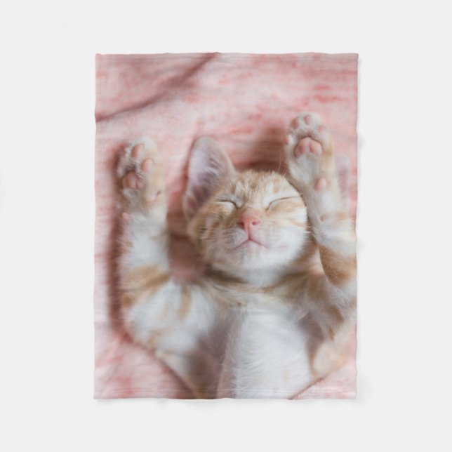 Niedliche Kleintiere | Tiny Orange Striped Kitten Fleecedecke (Vorderseite)