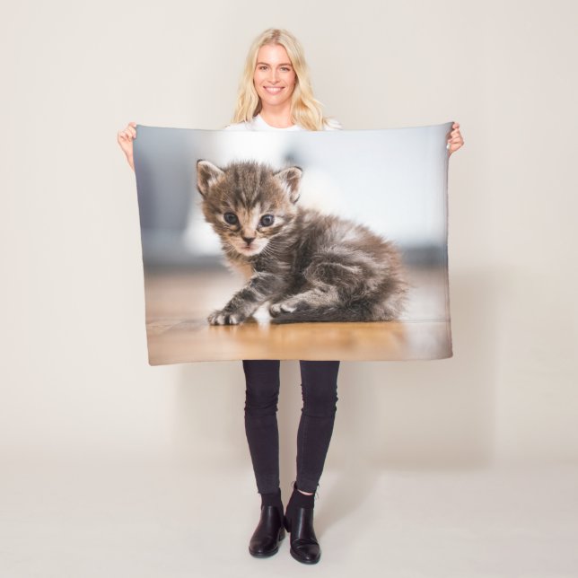 Niedliche Kleintiere | Tiny Tabby Kitten Fleecedecke (Beispiel)