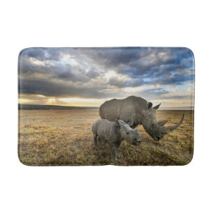 Niedliche Kleintiere Weißer Rhino und Kalb Badematte