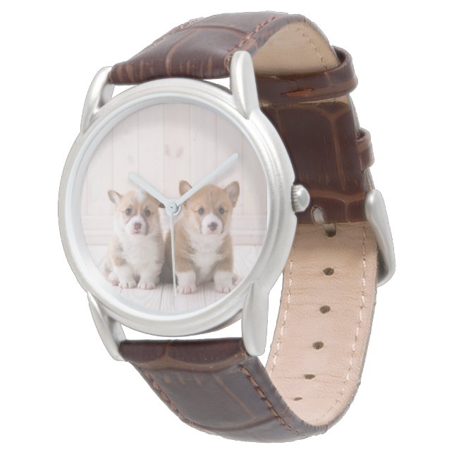 Niedliche Kleintiere | Zwei Baby Corgis sitzen Armbanduhr (Schrägansicht)
