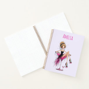 Niedliche, kokette Dame in einem Martini-Glas Notizbuch