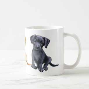 Niedliche Labrador-Welpen, 3 Farben auf einer Kaffeetasse