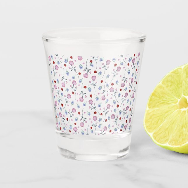 Niedliche Ladybug Polka dot Daisy Blume Rustikales Schnapsglas (Vorderseite)