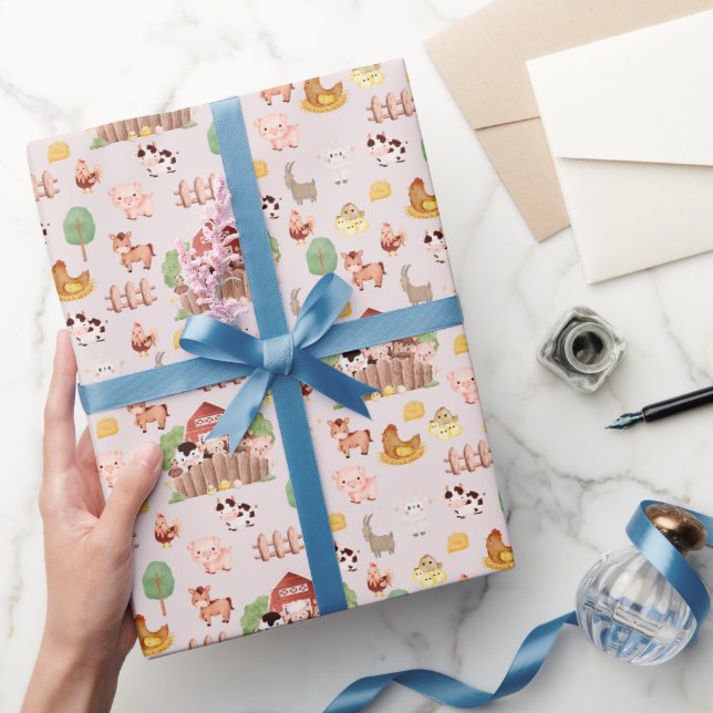 Niedliche Landtiere in hellrosa Geschenkpapier (Schenken)