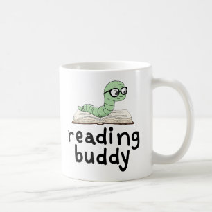 Niedliche Lesemaschine mit Buch lesen Kaffeetasse