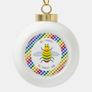 Niedliche LGBT-Proud-Regenbogenbiene und -Blume Keramik Kugel-Ornament