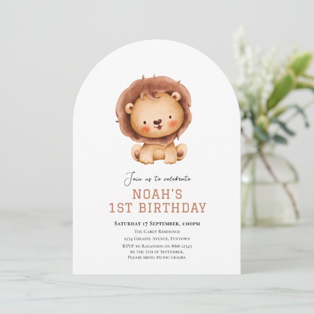 Niedliche Lion Safari Einladung zum Geburtstag (Stehend Vorderseite)