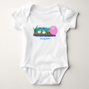 Niedliche lustige Froschbläschen-Cartoon-Abbildung Baby Strampler