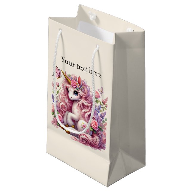 Niedliche Mädchen Einhorn-Party anpassbar Kleine Geschenktüte (Vorderseite Schrägansicht)