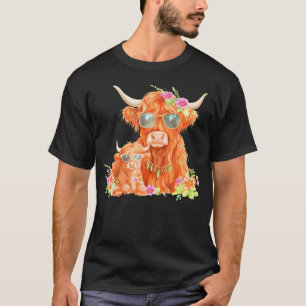 Niedliche Mama-Hochlandkuh mit Baby Calf Boho Flor T-Shirt