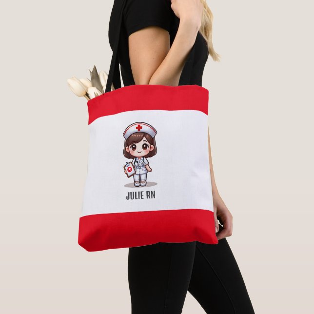Niedliche Manga-Krankenschwester mit braunen braun Tasche (Von Nahem)