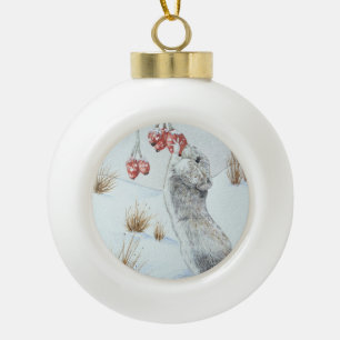 Niedliche Mäuse und rote Beeren - Schneefälle Keramik Kugel-Ornament