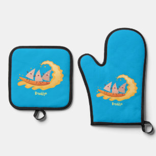 Niedliche nachos-Maischips beim Surfen Cartoon Ofenhandschuh & Topflappen-Set