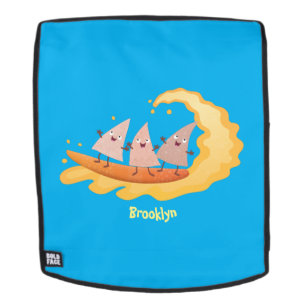 Niedliche nachos-Maischips beim Surfen Cartoon Rucksack