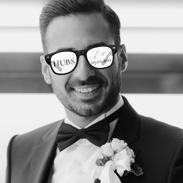 Niedliche Novelty Wedding Keepake Hubs Partybrille (These fun sunglasses will make for a fun photo op on your wedding day.)