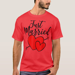Niedliche, nur verheiratete Flitterwochen Geschenk T-Shirt