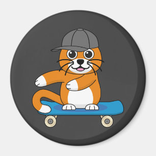 Niedliche orangefarbene Katze auf Skateboard Carto Magnet