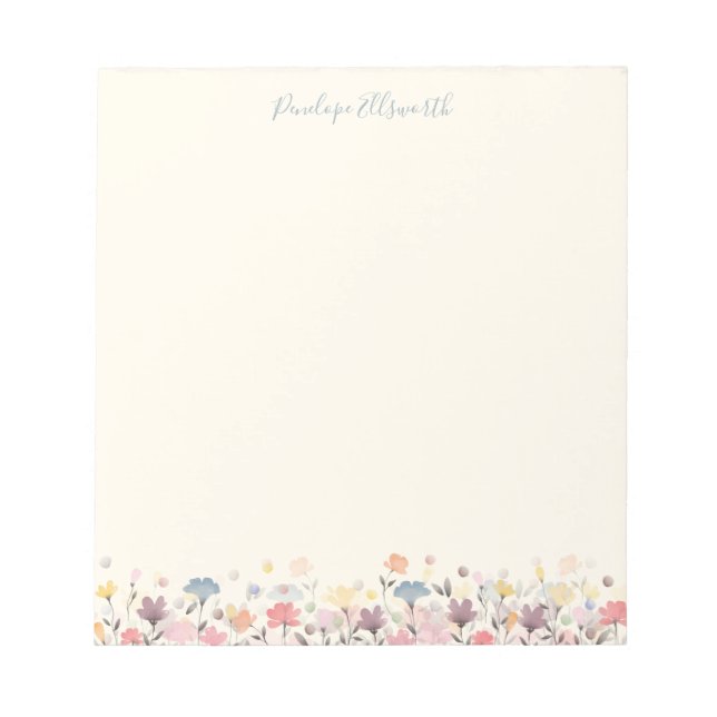Niedliche Pastell-Blume Personalisiert Name Notizblock (Vorderseite)