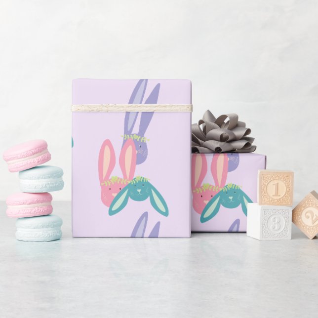 Niedliche Pastellfarben - Muster auf Lila Geschenkpapier (Babyparty)