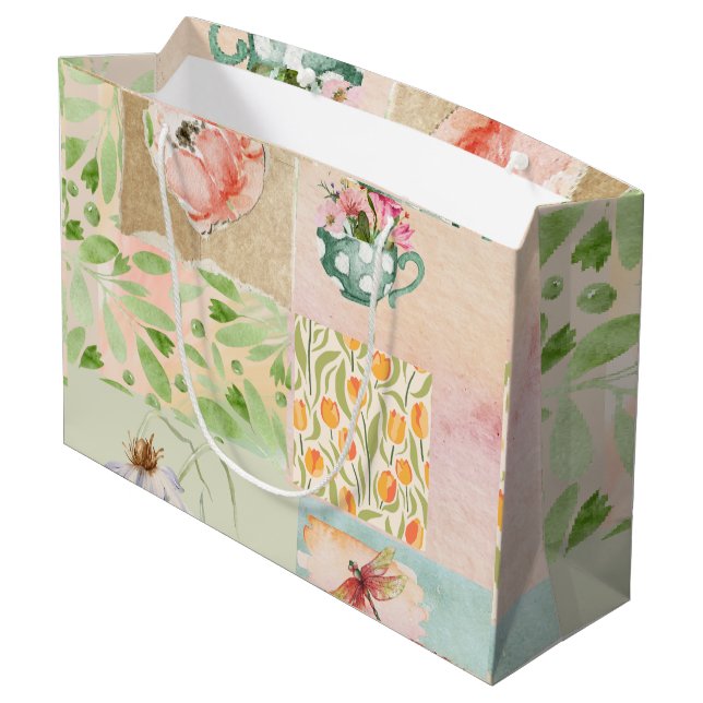 Niedliche pastellfarbene Aquarellblumen und Illust Große Geschenktüte (Rückseite Schrägansicht)