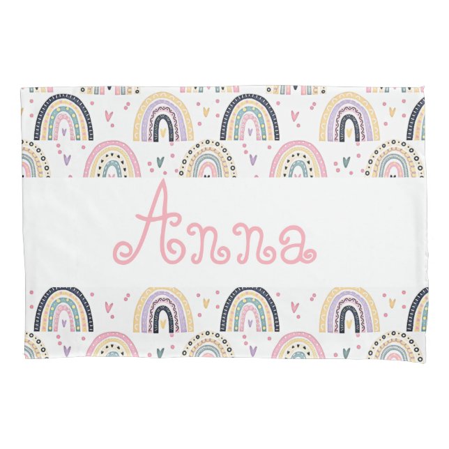 Niedliche pastellfarbene Regenbogen personalisiert Kissenbezug (Vorderseite)