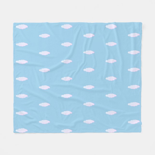 Niedliche Pastellwolken am hellblauen Himmel Fleecedecke (Vorderseite (Horizontal))