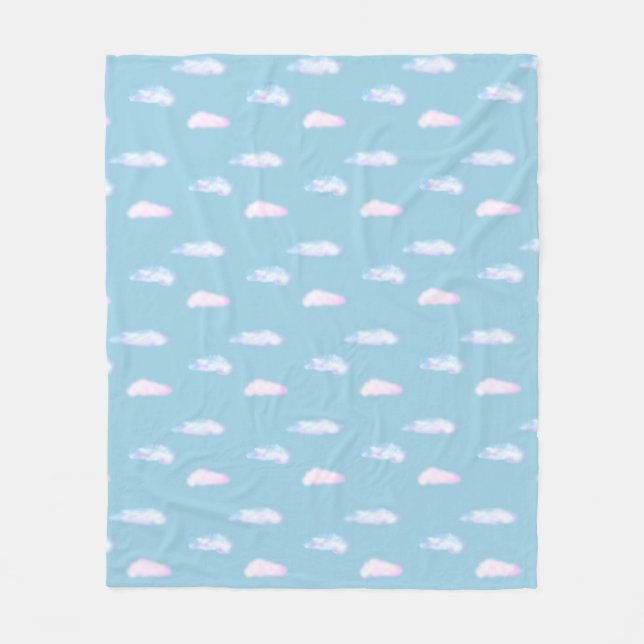 Niedliche Pastellwolken auf hellblauen Fleecen bla Fleecedecke (Vorderseite)