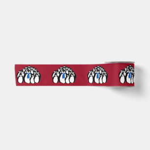 Niedliche Penguin-Familie zu Weihnachten Rot Satinband