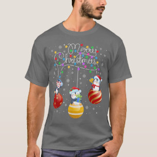 Niedliche Pinguine Frohe Weihnachtslichter Ornamen T-Shirt