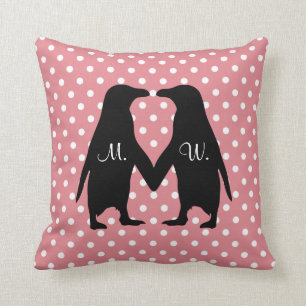 Niedliche Pinguine in der Liebe - eigene Initialen Kissen