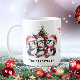 Niedliche Pinguine in Roten Weihnachtsmannmützen W Kaffeetasse