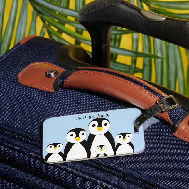 Niedliche Pinguinfamilie Gepäckanhänger (Vorderseite Insitu 3)