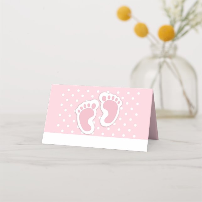 Niedliche Pink Baby Girl Footprints Platzkarte (Vorderseite)