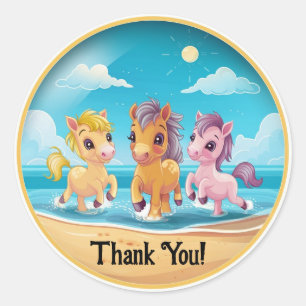 Niedliche Ponys am Strand personalisieren Runder Aufkleber