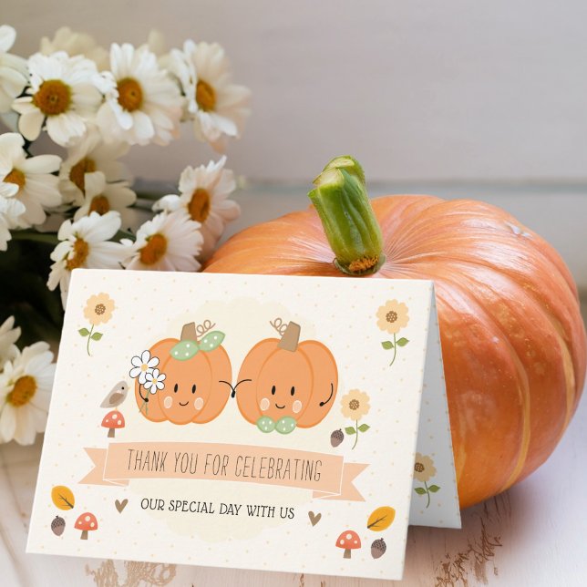 Niedliche Pumpkin Bride und Groom Wedding Vielen D Dankeskarte (Pumpkin thank you cards surely to delight guests who participated in your thanksgiving themed event.)